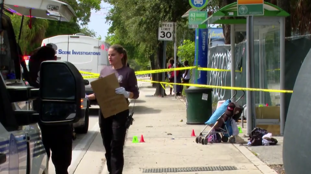 Attacker, victim injured in stabbing at Miami bus stop — WSVN 7 Miami-Dade, New Braunfels Community news
